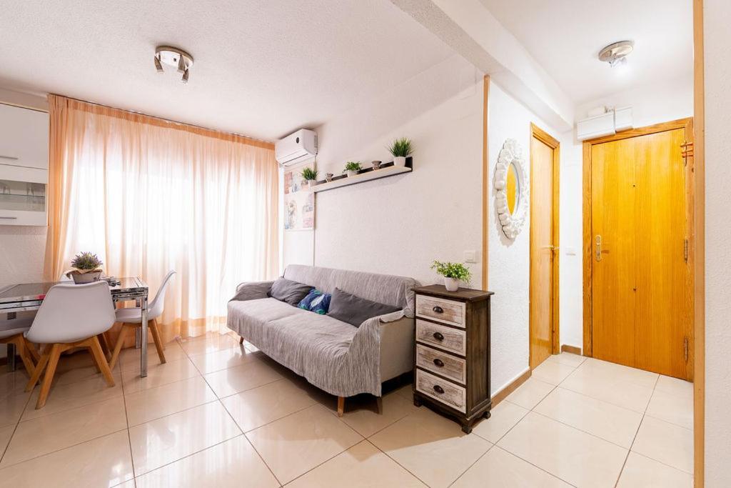 Apartamento En El Centro A Un Minuto De La Playa Μπένιντορμ Εξωτερικό φωτογραφία